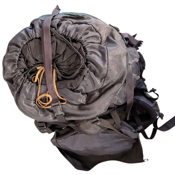 Gregory Heavy Duty Nylon Internal Frame Backpack - Picture 9 of 14